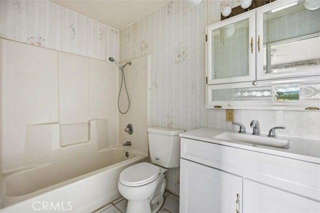 3330 S El Pomar, Templeton, CA 93465