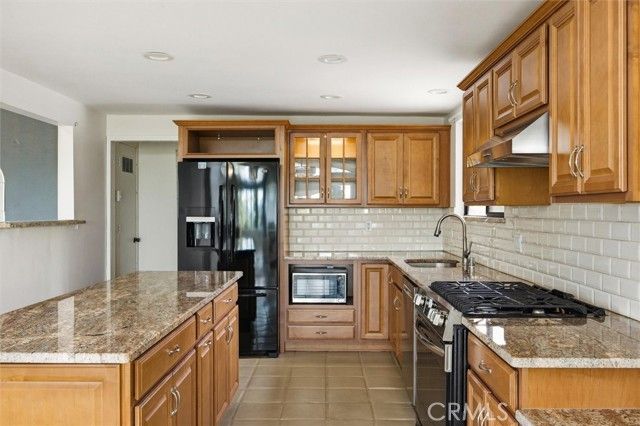 3330 S El Pomar, Templeton, CA 93465