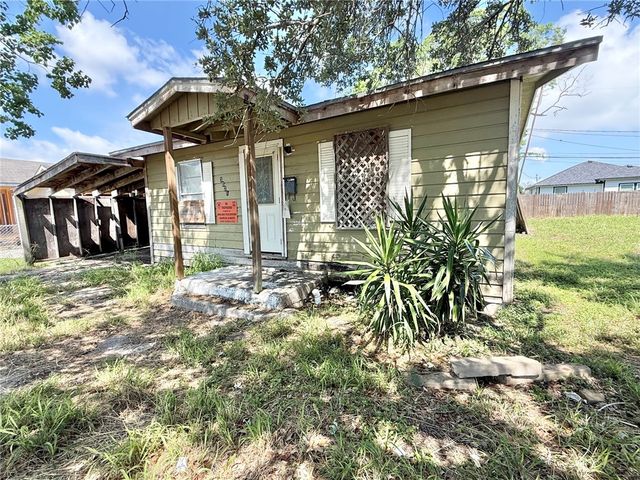 3021 Carver Dr, Corpus Christi, TX 78405