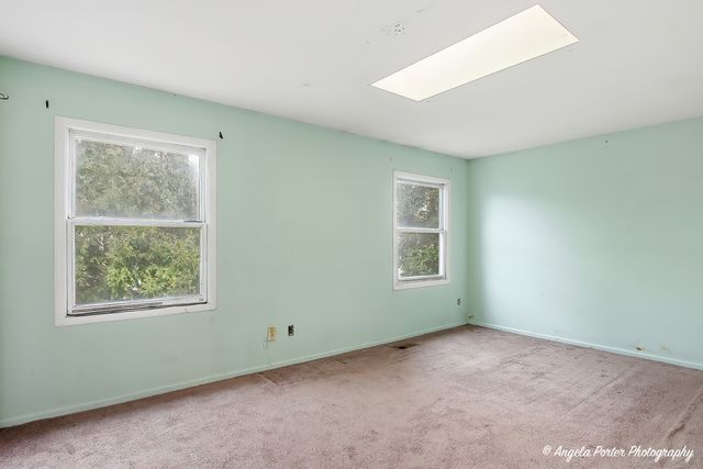 2384 Linden Drive, Woodstock, IL 60098