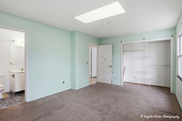 2384 Linden Drive, Woodstock, IL 60098