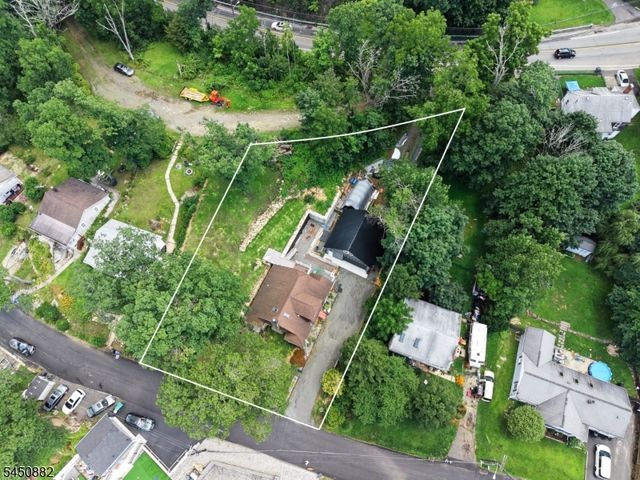14 Alpine Dr, Jefferson Twp., NJ 07849