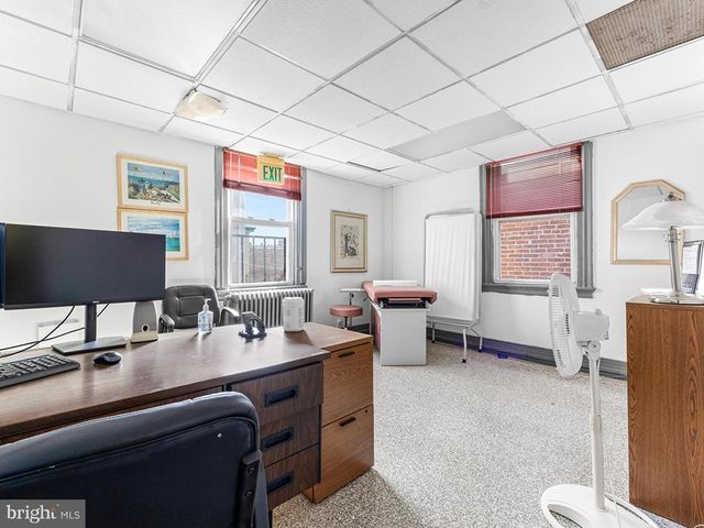 21 W 25TH ST, Baltimore, MD 21218
