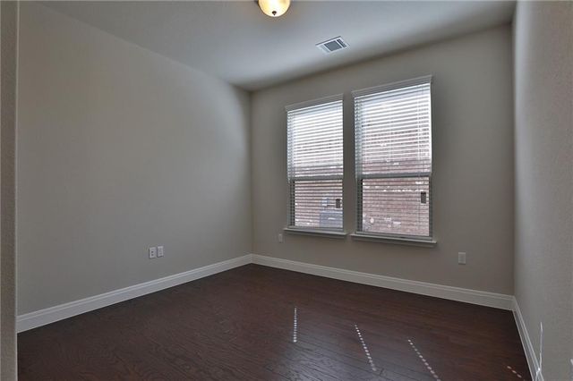 10606 E Turnbull LOOP 27, Austin, TX 78717