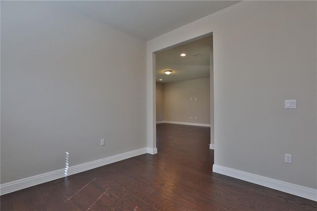 10606 E Turnbull LOOP 27, Austin, TX 78717