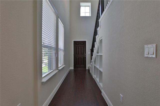 10606 E Turnbull LOOP 27, Austin, TX 78717