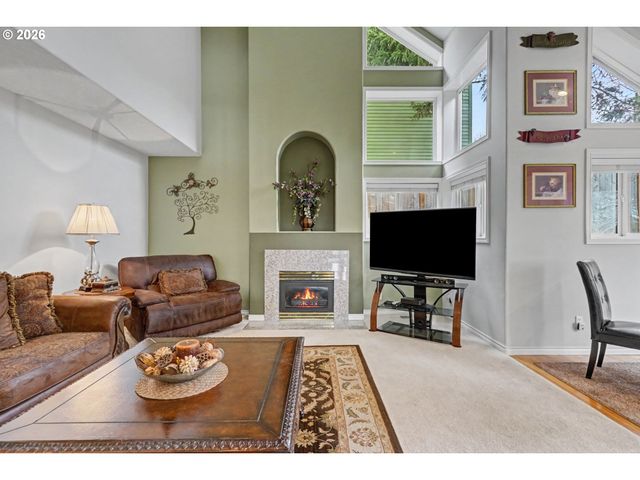 2874 LAURELWOOD Ct, Salem, OR 97304