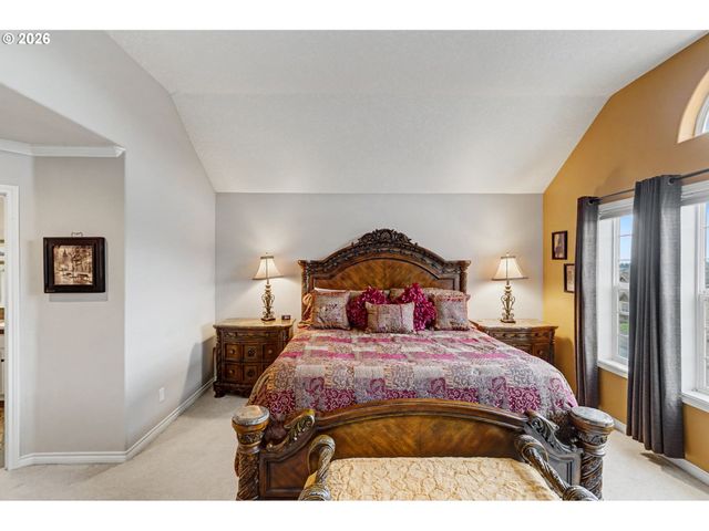 2874 LAURELWOOD Ct, Salem, OR 97304