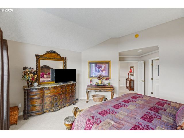 2874 LAURELWOOD Ct, Salem, OR 97304