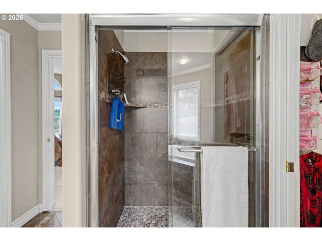 2874 LAURELWOOD Ct, Salem, OR 97304