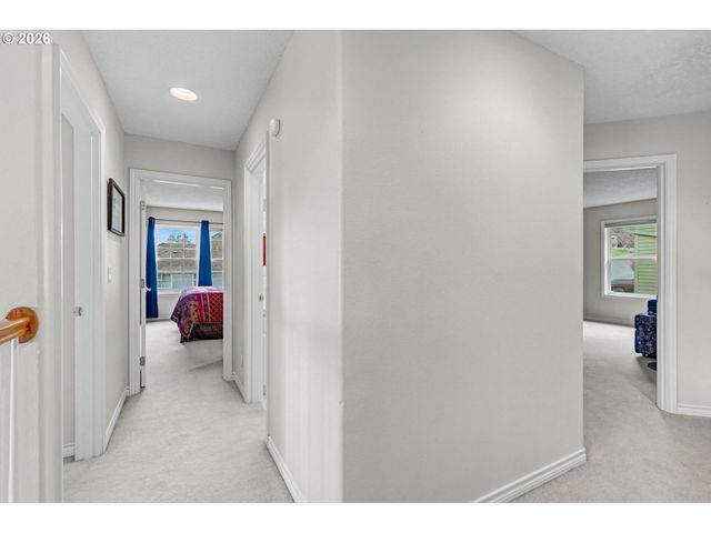 2874 LAURELWOOD Ct, Salem, OR 97304