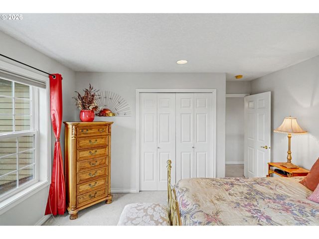 2874 LAURELWOOD Ct, Salem, OR 97304