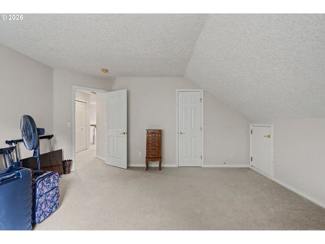 2874 LAURELWOOD Ct, Salem, OR 97304