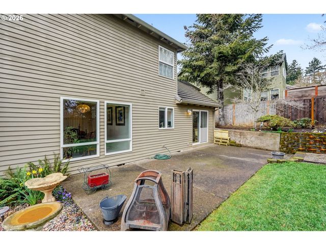 2874 LAURELWOOD Ct, Salem, OR 97304