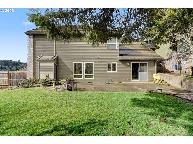 2874 LAURELWOOD Ct, Salem, OR 97304