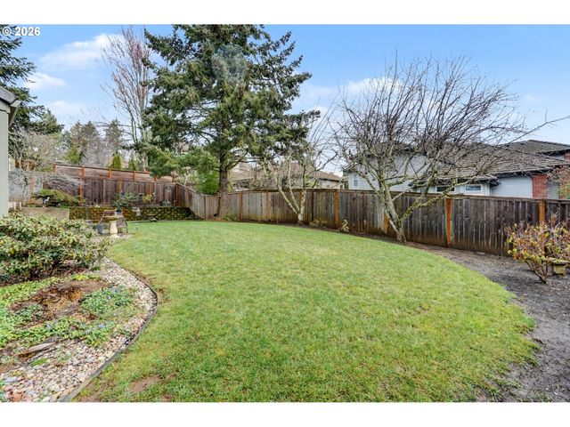 2874 LAURELWOOD Ct, Salem, OR 97304
