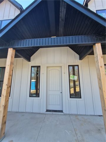 6 Orchiltree Lane, Bella Vista, AR 72715