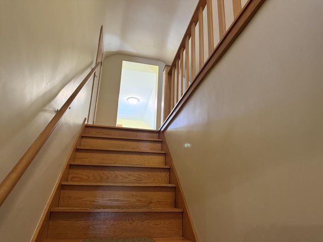 813 Hickory St, Mauston, WI 53948