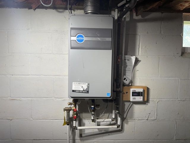 813 Hickory St, Mauston, WI 53948