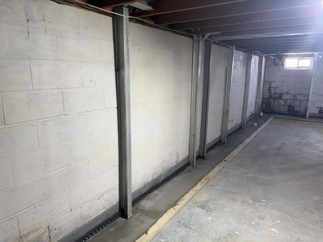 813 Hickory St, Mauston, WI 53948