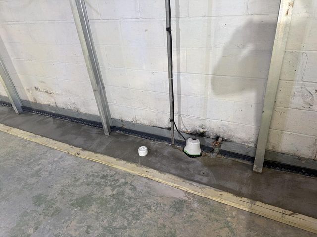 813 Hickory St, Mauston, WI 53948