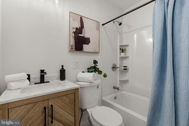 2168 BROOKWOOD ST, Harrisburg, PA 17104