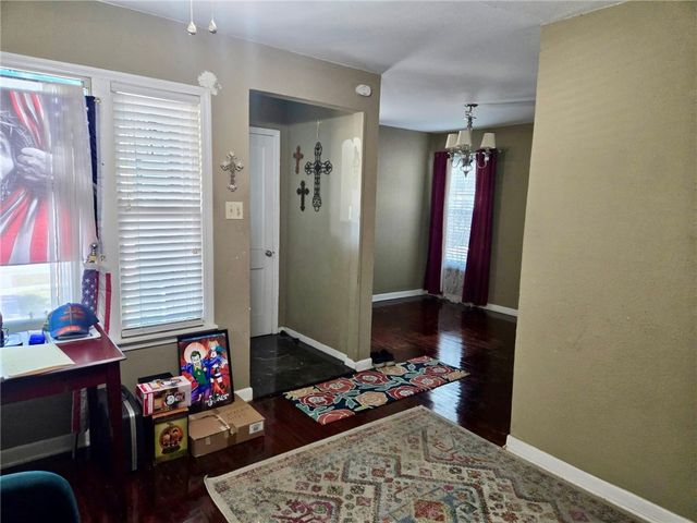 1034 Harrison, Corpus Christi, TX 78404
