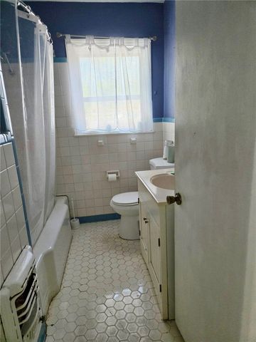 1034 Harrison, Corpus Christi, TX 78404