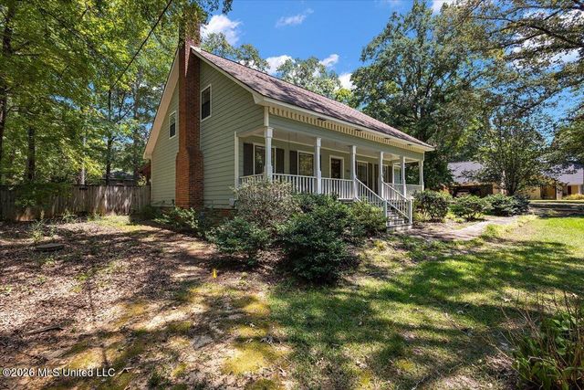 130 Bentley Drive, Brandon, MS 39042