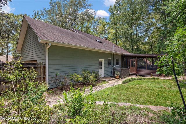 130 Bentley Drive, Brandon, MS 39042