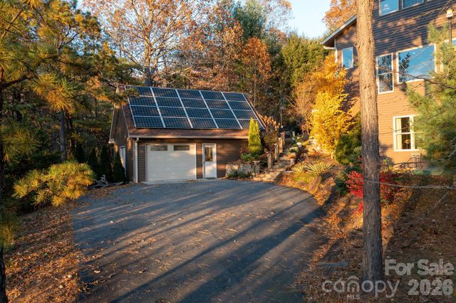 105 Avondale Heights Road, Asheville, NC 28803