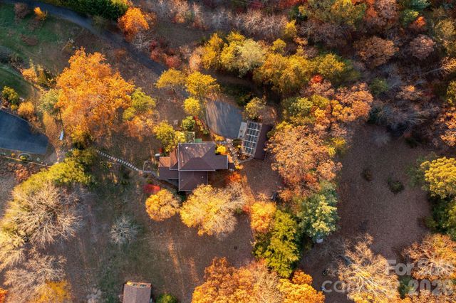 105 Avondale Heights Road, Asheville, NC 28803