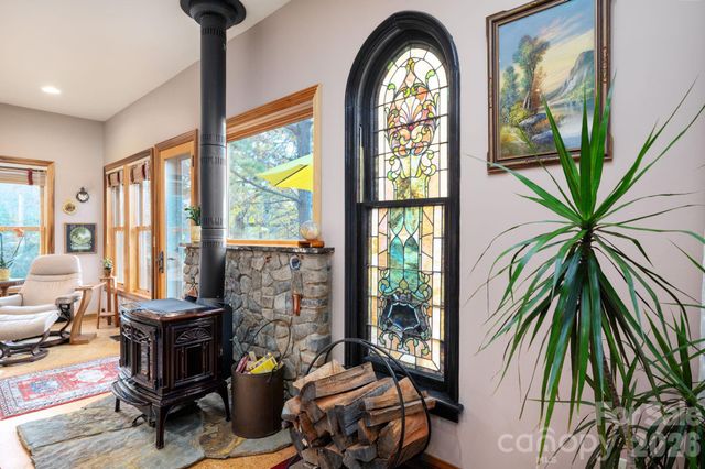 105 Avondale Heights Road, Asheville, NC 28803