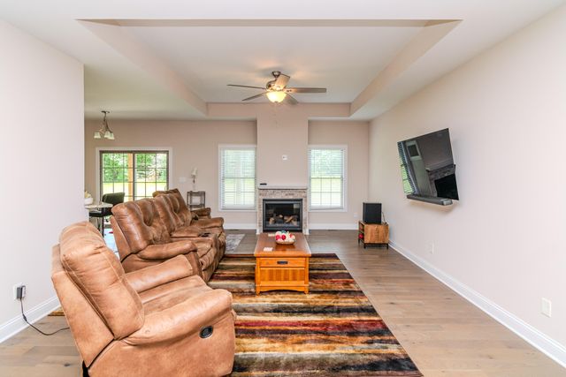 209 Squires Way, Nicholasville, KY 40356