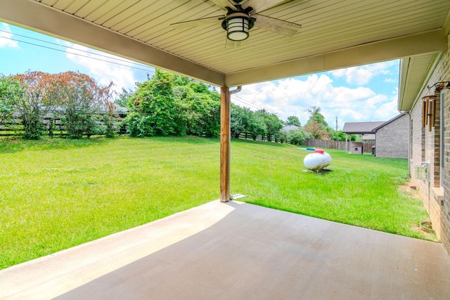 209 Squires Way, Nicholasville, KY 40356