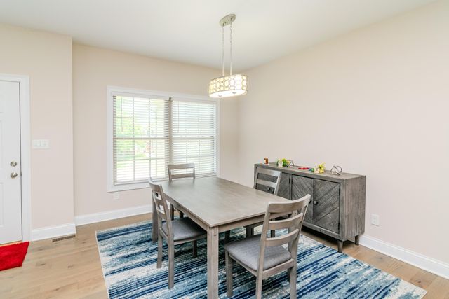 209 Squires Way, Nicholasville, KY 40356