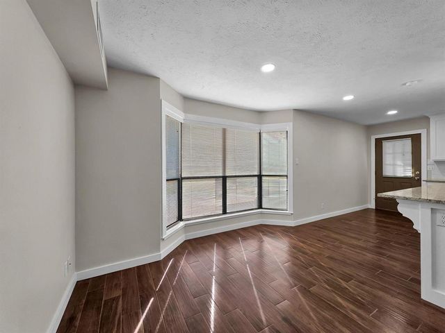 3105 Price Street, Nederland, TX 77627