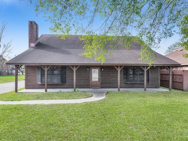 3105 Price Street, Nederland, TX 77627