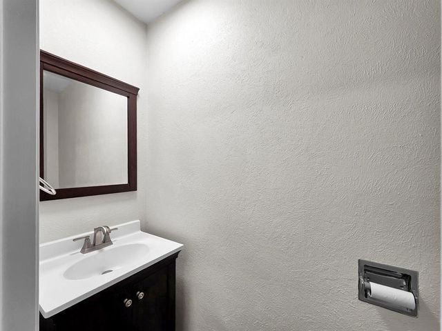 3105 Price Street, Nederland, TX 77627