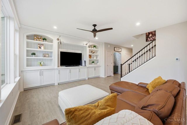 1526 Kaare Court, Turtle Creek Twp, OH 45036