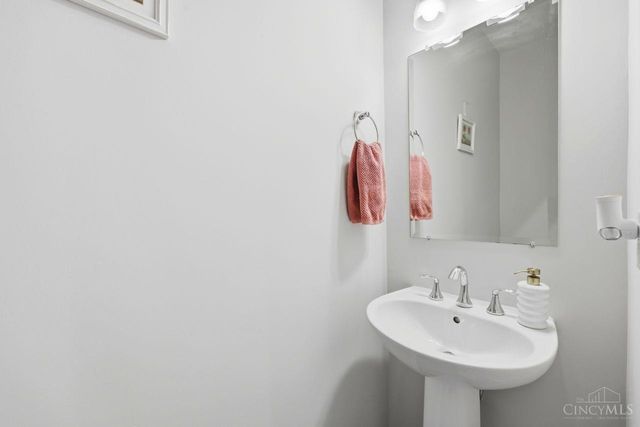 1526 Kaare Court, Turtle Creek Twp, OH 45036