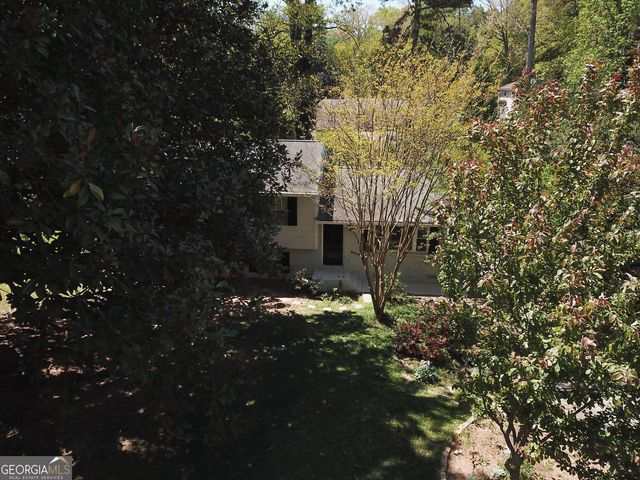 1096 Deleon Court, Clarkston, GA 30021