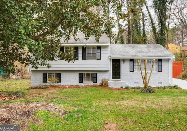 1096 Deleon Court, Clarkston, GA 30021