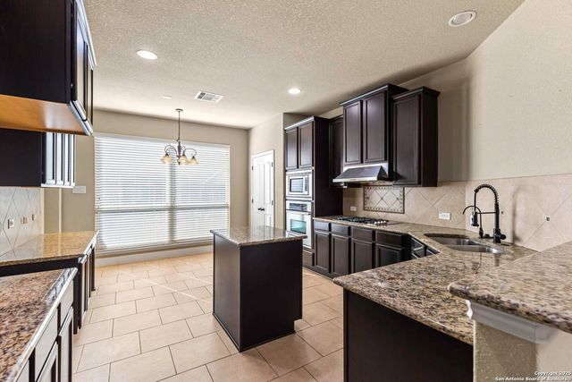 7659 Culebra Valley, San Antonio, TX 78254