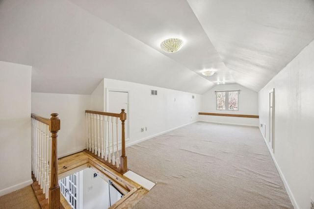 20 Town Oaks Place, Bellaire, TX 77401