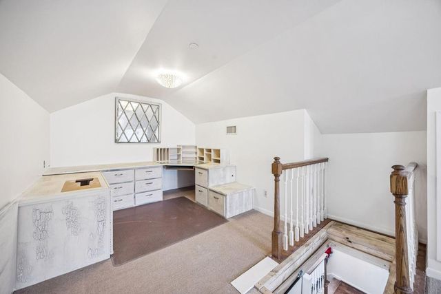 20 Town Oaks Place, Bellaire, TX 77401