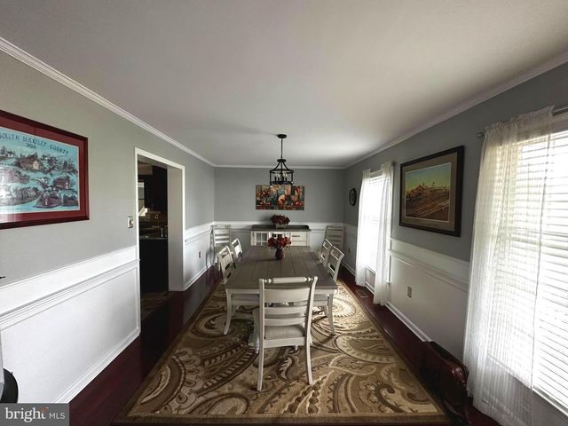 25 MISH RD, Bunker Hill, WV 25413