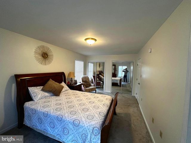 25 MISH RD, Bunker Hill, WV 25413