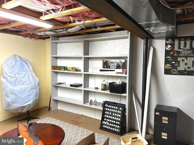 25 MISH RD, Bunker Hill, WV 25413