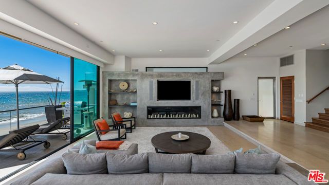 25250 Malibu Road, Malibu, CA 90265